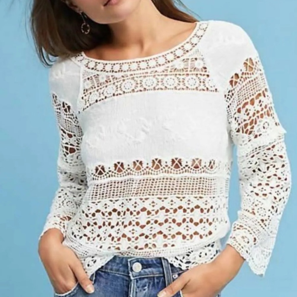 Women’s Cream Long Sleeve Lace Pattern Top